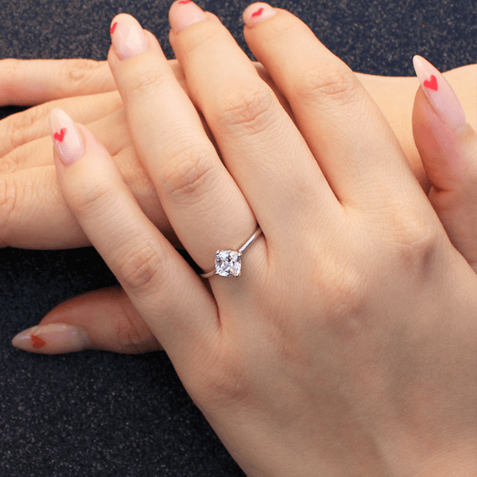 anillos de compromiso ovalado