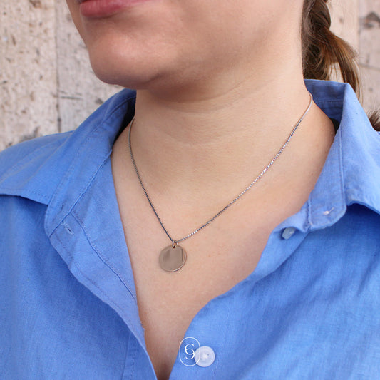 medium circle necklace